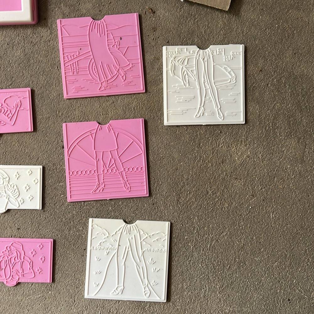 Barbie Rub & Color - Picture 3 of 5